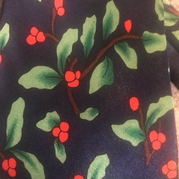Vintage FUNTYME Holly Christmas Tie Holiday Novelty Neckwear 90s Teacher Party - Picture 4 of 4